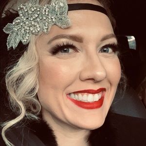 Meet your Posher, Lori